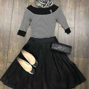 {Carmen Marc Valvo Signature} Silk Skirt Black 2